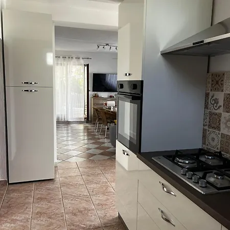 Zvijezda Apartamento Rogoznica (Sibenik-Knin)