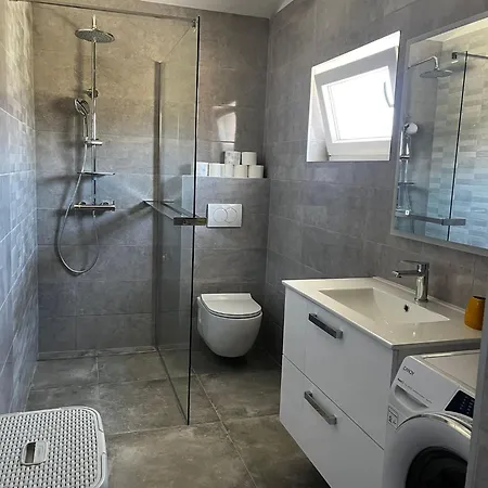 Apartment Zvijezda