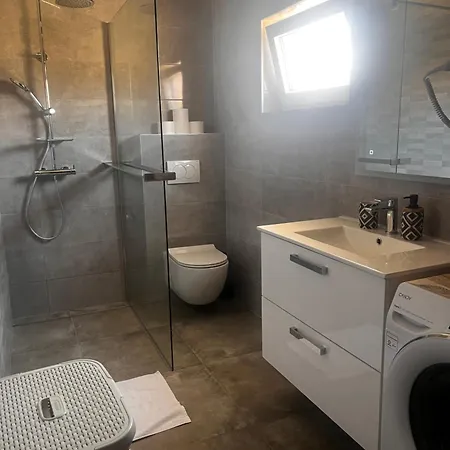 Zvijezda Apartment *