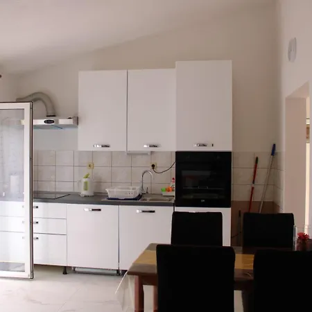 Zvijezda Apartment