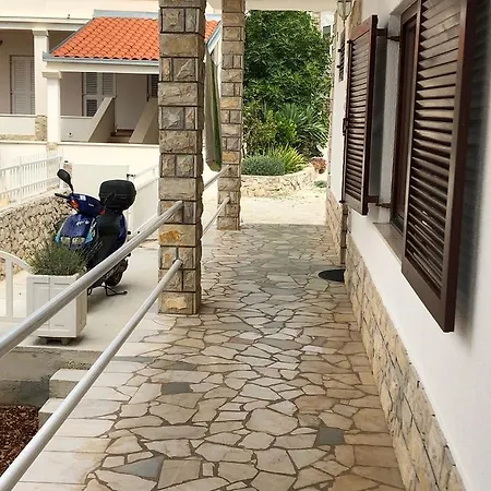 Zvijezda * Rogoznica (Sibenik-Knin)