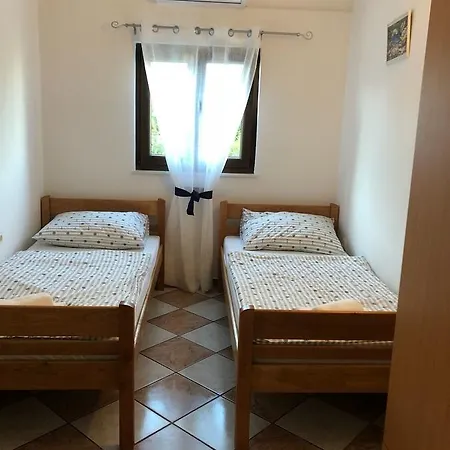 Apartment Zvijezda *