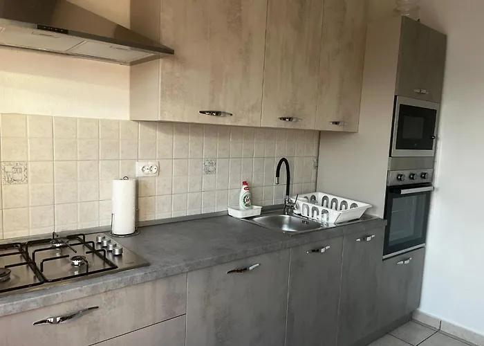 Zvijezda Apartman *