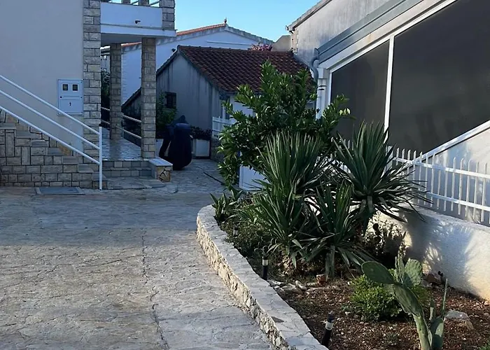 Zvijezda Rogoznica (Sibenik-Knin)