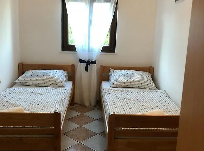 Apartman Zvijezda *